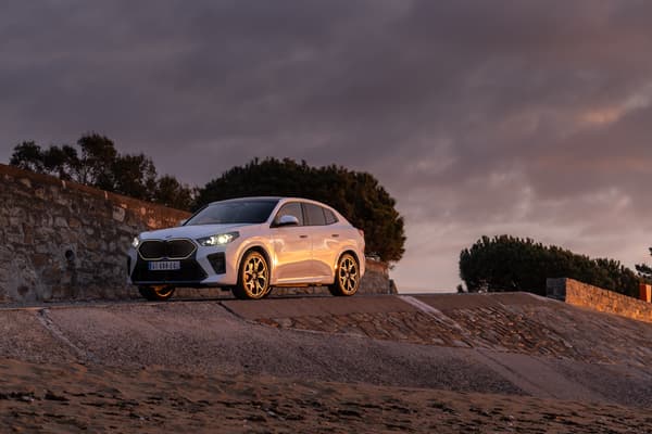 Le BMW X2 de deuxième génération passe au 100% électrique avec ce iX2.