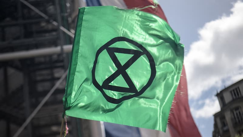 Extinction Rebellion bloque l'arrivée d'un navire de croisière à Amsterdam