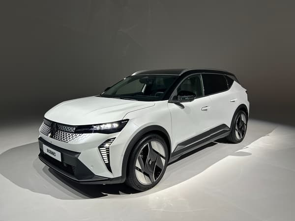 Au salon de Munich, Renault a dévoilé son nouveau Scénic.