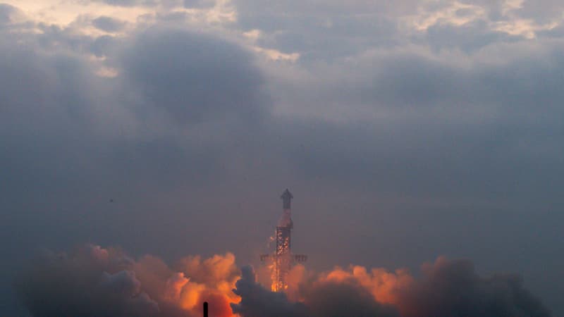 SpaceX satisfait du lancement de sa mégafusée Starship malgré la perte du vaisseau