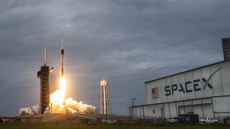 SpaceX va tenter d'envoyer un engin sur la Lune le jour de la Saint-Valentin