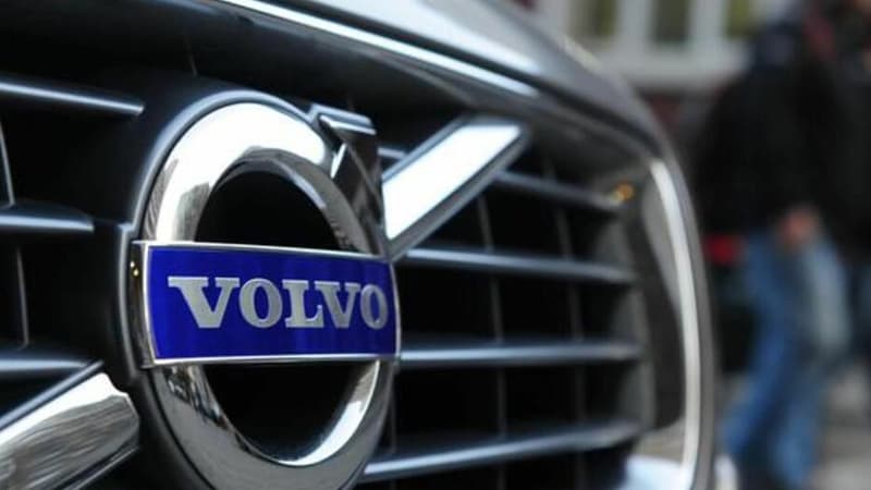 Volvo renonce à ne vendre que des voitures électriques en 2030