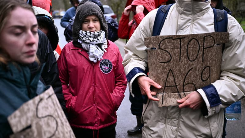 la militante écologiste Greta Thunberg présente à un rassemblement dans le Tarn