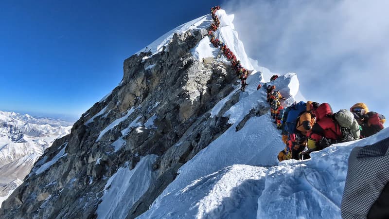 le mont Everest continue de prendre de la hauteur grâce à deux rivières