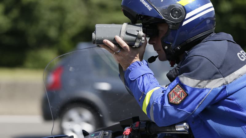 l'étonnante excuse de cet automobiliste contrôlé à 158 km/h sur une route à 90