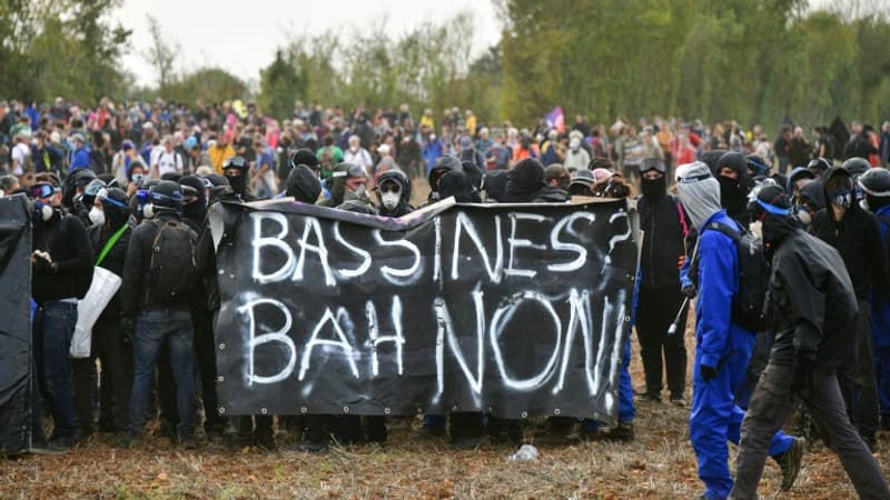 manifestation samedi contre la construction de "gigabassines"